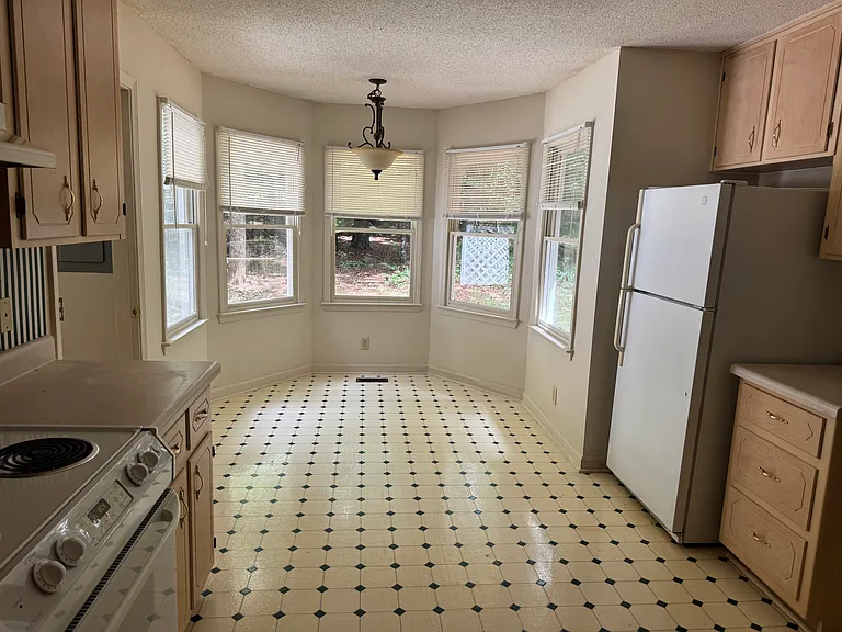 112 Oak Leaf Cir — Photo 4