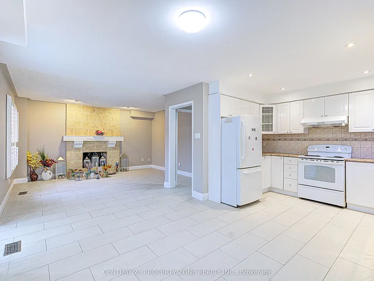 4 Compton Ct — Photo 12