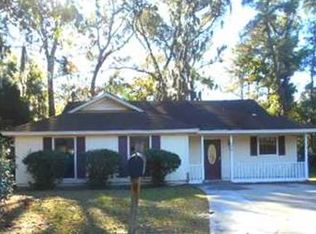 8645 W Creighton Pl, Savannah, GA 31406