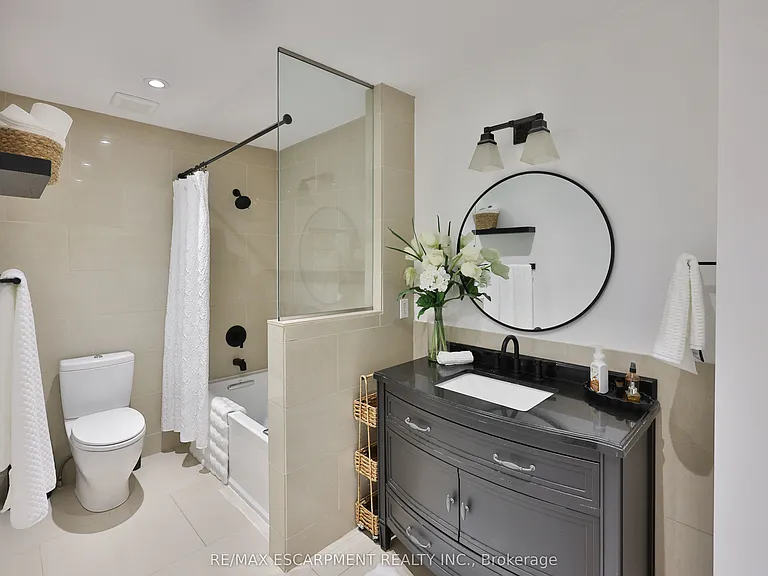 3555 Kingbird Ct — Photo 20