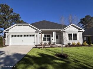 161 Firethorn Cir, Wallace, NC 28466
