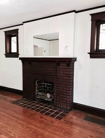 Living room Fireplace