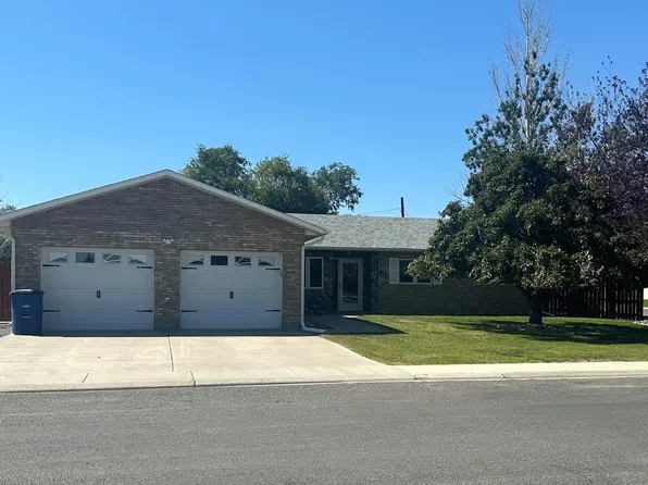 807 23rd St, Cody, WY 82414