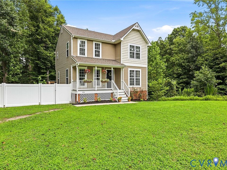 1st image of 104 Pleasant Grove Ct