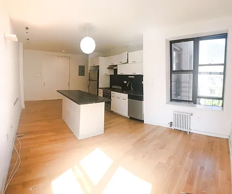 Rented by Clove Realty LLC | media 12