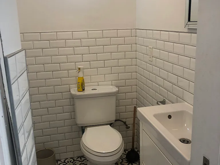 218 Union Ave #1 — Photo 11