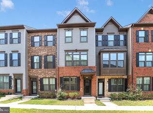13983 Airfoil Rd, Herndon, VA 20171