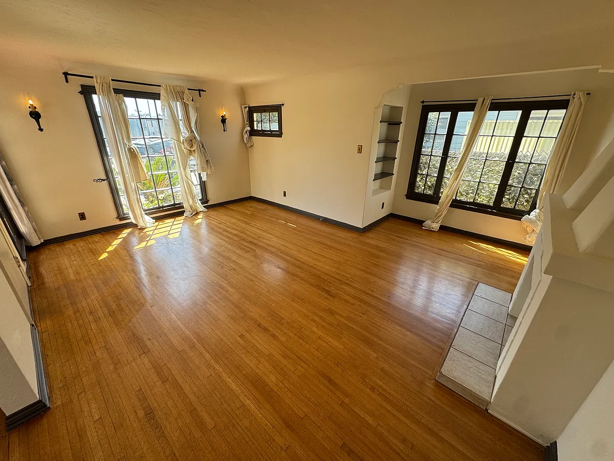 Building Photo - 5543 E Saint Irmo Walk #5543