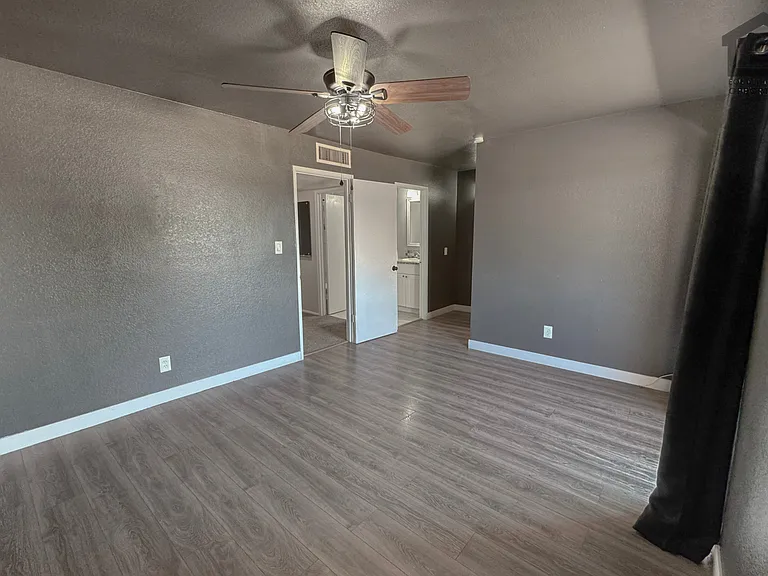 4759 W Marlette Ave — Photo 29