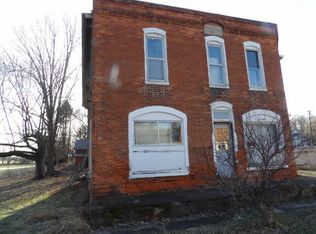 13985 S 42nd St, Fulton, MI