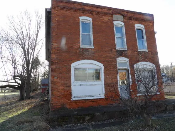 13985 S 42nd St, Fulton, MI 49052