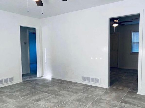 2909 N Independence Ave