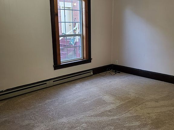 4th image of 607 E Watauga Ave APT 2
