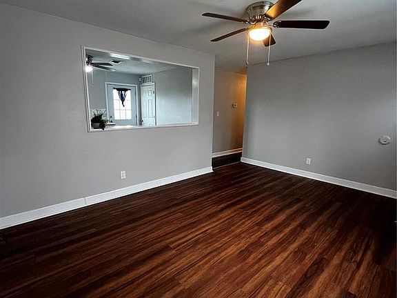 4th image of 169 Briarmoor Ln