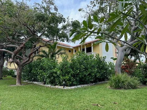 226 Seabreeze Cir, Jupiter, FL 33477