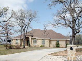 156 Pullman Rd, La Vernia, TX 78121