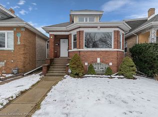 7735 W Sunset Dr, Elmwood Park, IL