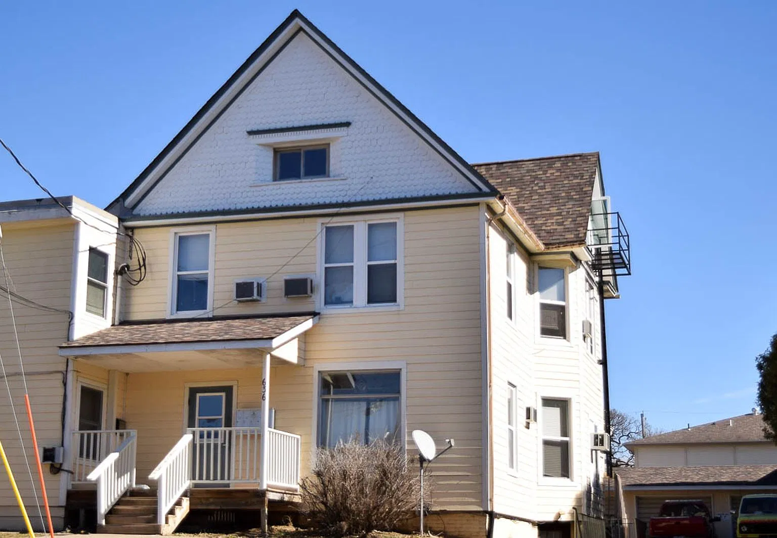 636 S. Johnson — Photo 1