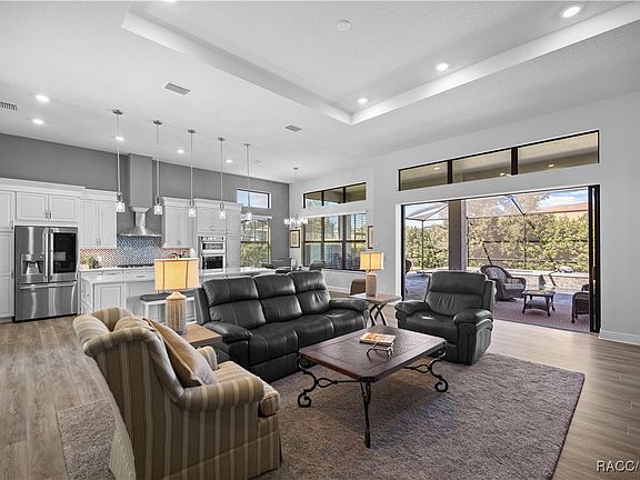 5th image of 886 N Hunt Club Dr