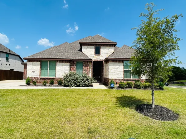 702 Winecup Way, Midlothian, TX