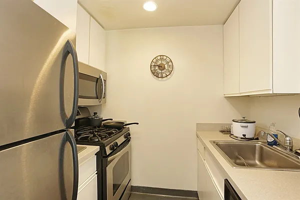 Rented by Corcoran | media 10