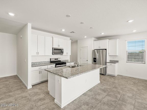 2nd image of 19000 N SILVER DOG Way