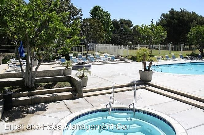 2nd image of 6024 Bixby Village Dr APT 84