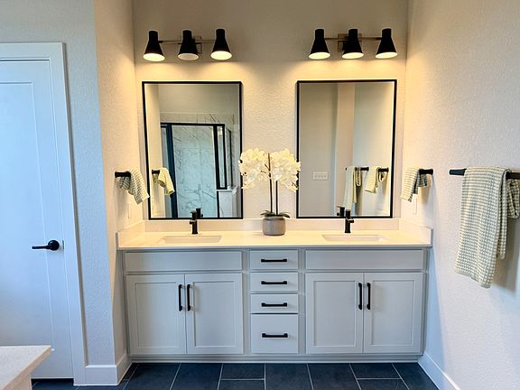 Owner s Bath