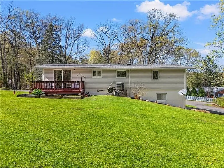 26 Winding Ln — Photo 40