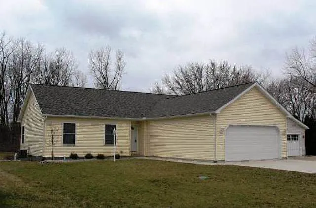 2517 E 10th St photo 1