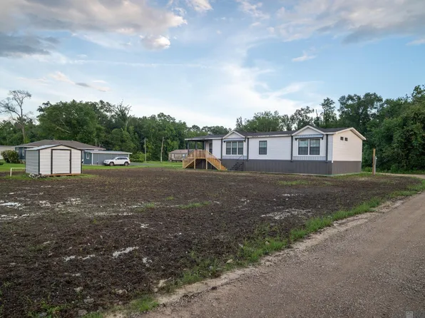12162 Elmo Lambert Rd, Saint Amant, LA 70774