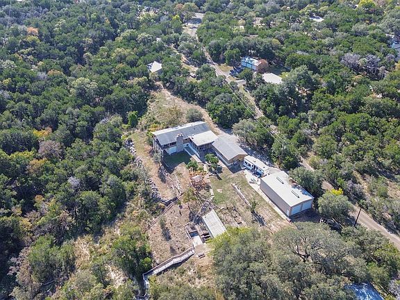 2nd image of 3807 Boat Dock Rd