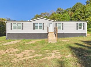 707 Sawmill Rd, Tellico Plains, TN 37385