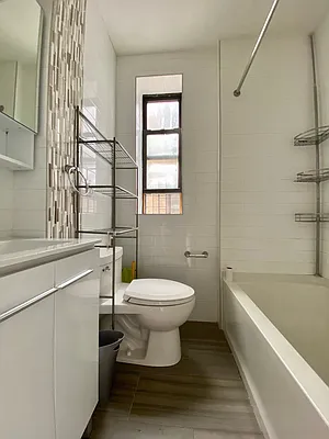 Rented by Bohemia Realty Group | media 8