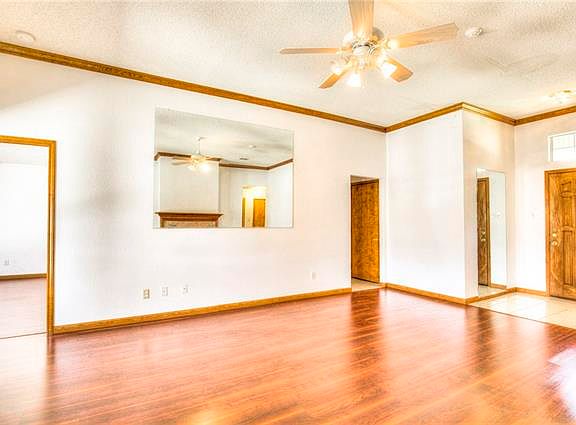3rd image of 5629 Fairway Cir