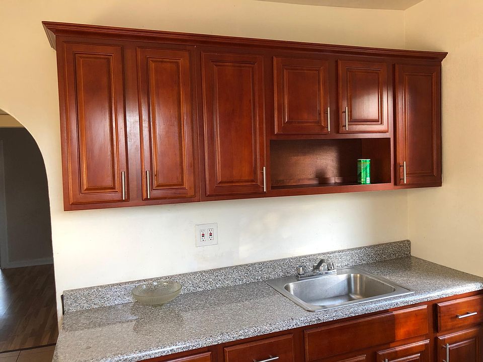 1st image of 17721 106th Ave #2