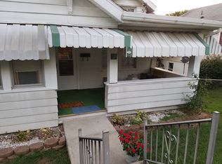 28 Garfield St, Westover, WV 26501