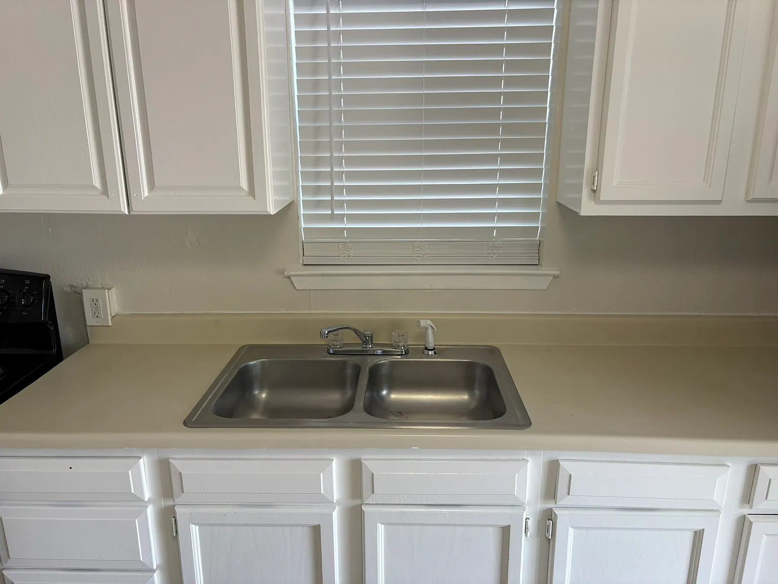 2 bed, 1012 sqft, $1,250 — Photo 2