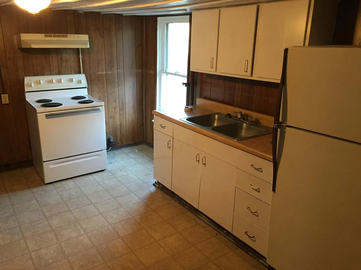 Building Photo - 172 Kennedy St #B