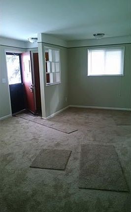3rd image of 411 Clair St