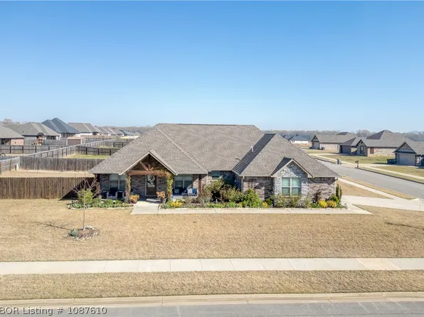 925 Mourning Dove Way, Barling, AR 72923