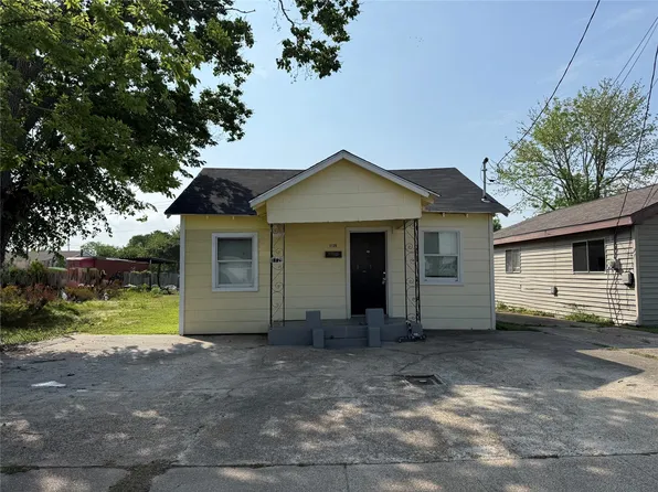 1129 Beech St, Baytown, TX 77520