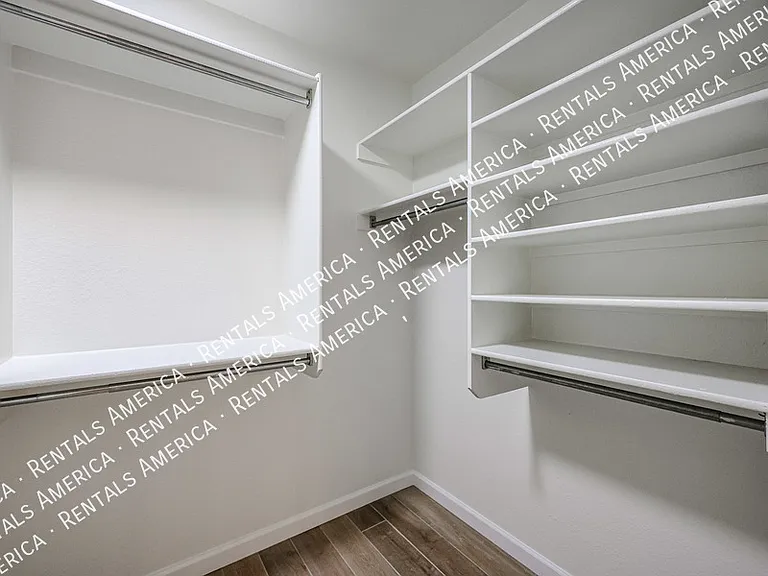 2276 S Bahama Dr — Photo 18