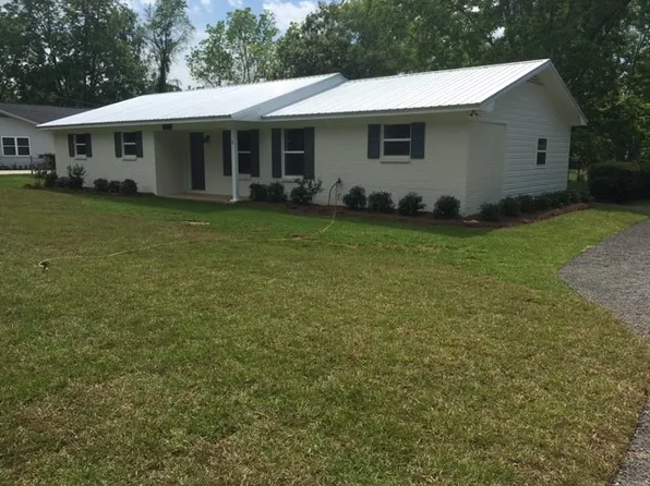 46005 Grove Ln, Bay Minette, AL 36507
