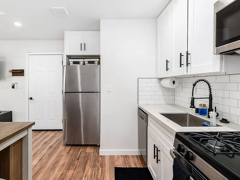 5207 Solola Ave — Photo 12