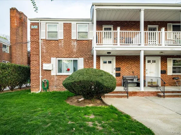 255-08 74th Avenue #Upper 25A122, Glen Oaks, NY 11004