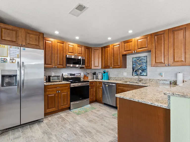 5243 Beach Dr SE #B — Photo 10