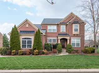 1000 Falling Leaf Ln, Hendersonville, TN 37075