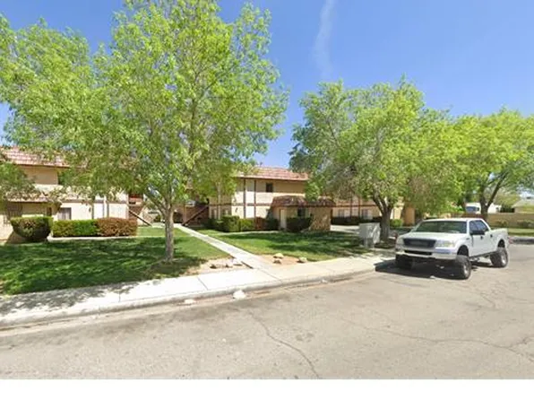 44720 Gadsden Ave, Lancaster, CA 93534