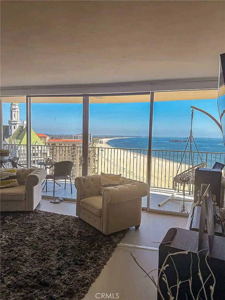 Building Photo - 700 E Ocean Blvd #2605